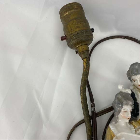 Vintage George & Martha Washington Lamps - Picture 7 of 13